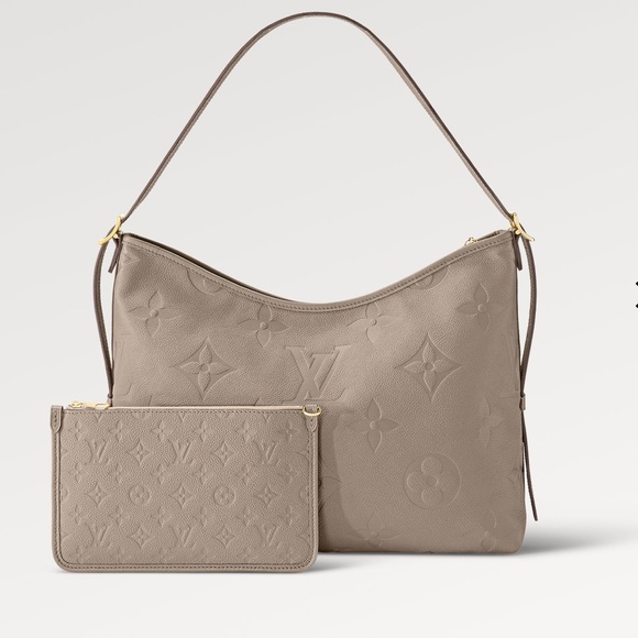 LV CarryAll MM bag in turtle dove - Picture 12 of 13